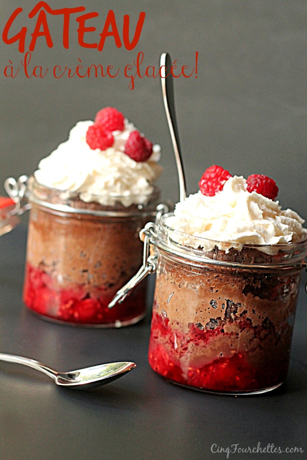 Pouding aux framboises à la crème glacée - Cinq Fourchettes
