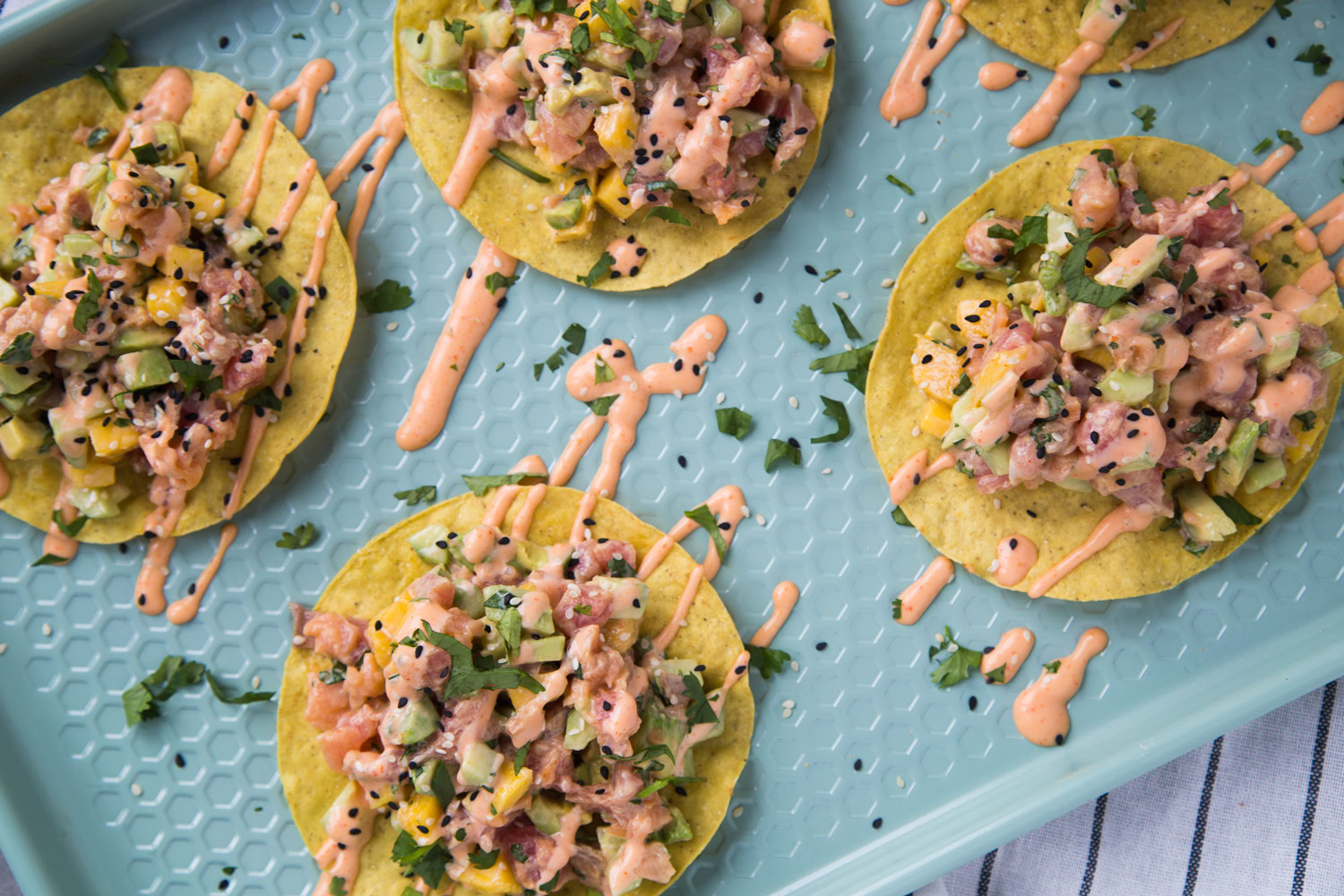 tostada thon saumon mangue avocat avocado tuna salmon recipe recette Cinq Fourchettes