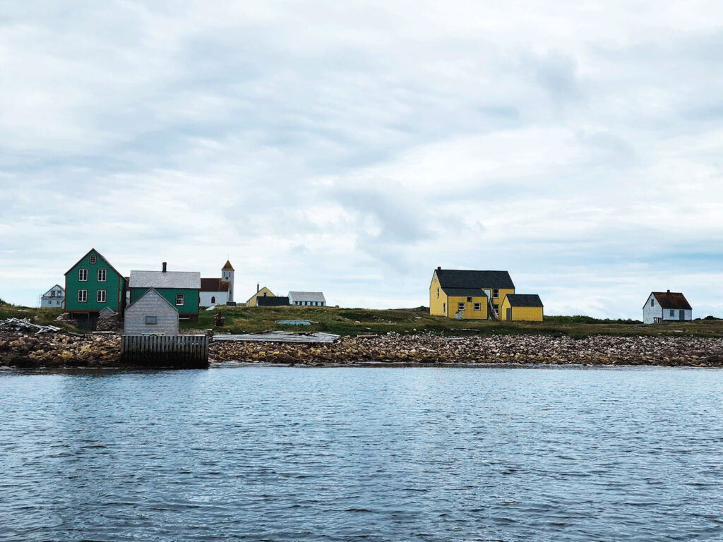 Saint-Pierre-et-Miquelon France Canada voyage travel Cinq Fourchettes